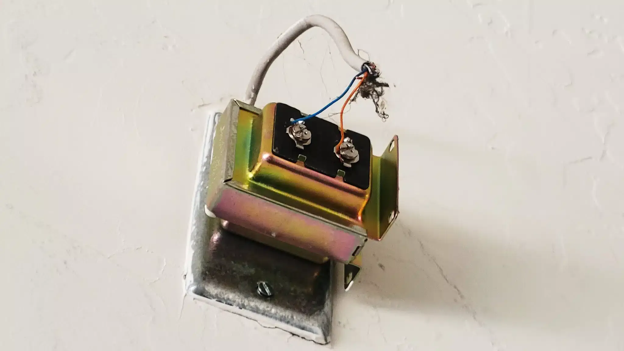 Doorbell Transformer Upgrade for Reliable Chime Power in Myrtle Beach