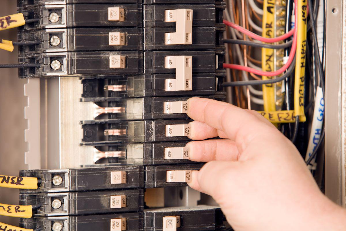 A Homeowner's Guide to Why the Circuit Breaker Trips