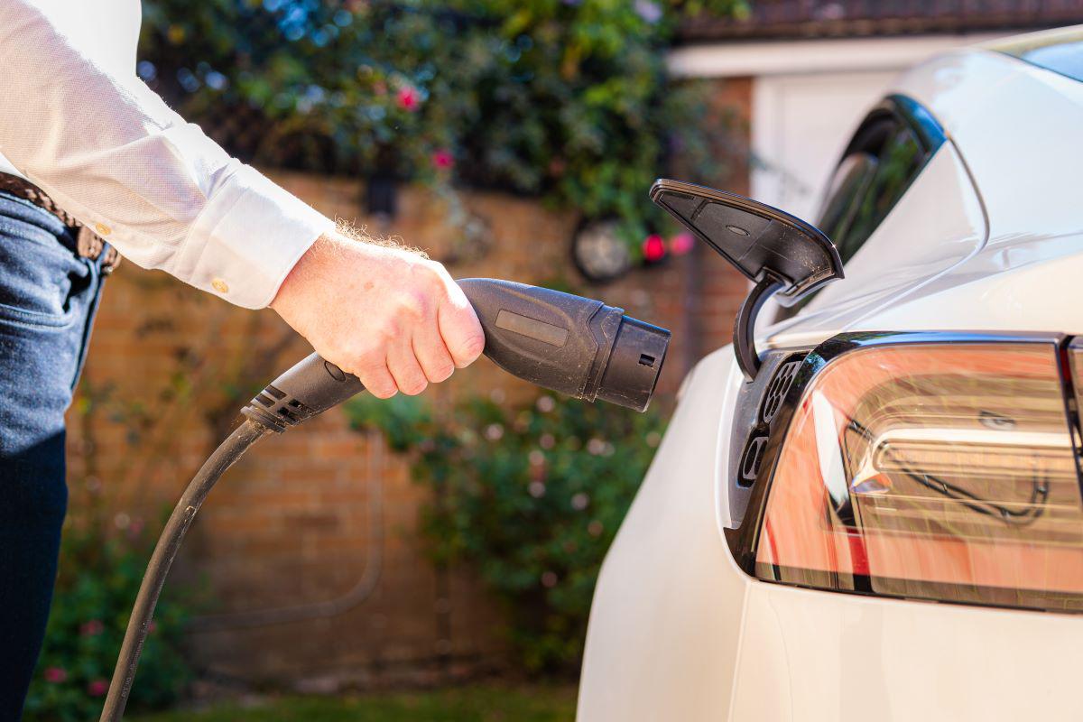EV Charger Installation in Evansville: The Complete Homeowner’s Guide