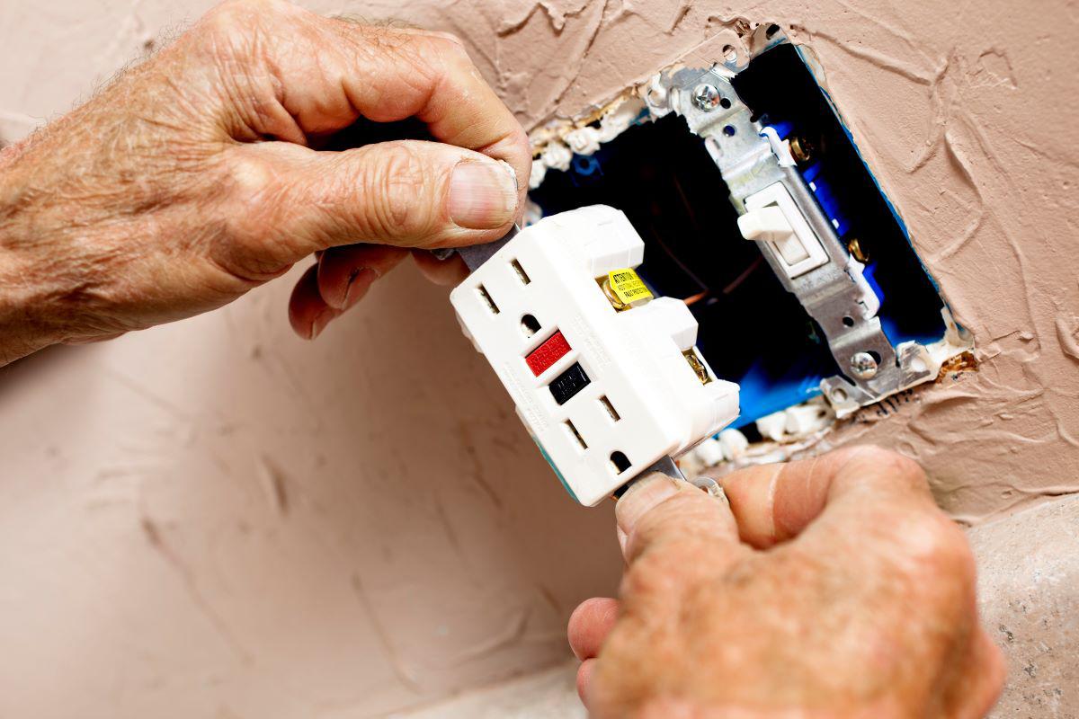 What You Need to Know About Pool and Hot Tub Electrical Safety