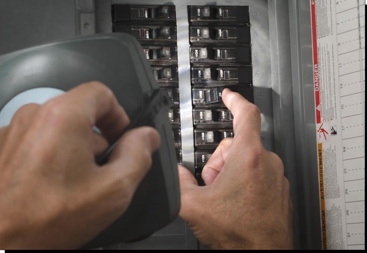 Summertime Electrical Issues Greensboro Homeowners Should Watch Out For