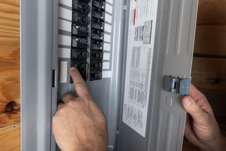 How Electrical Panel Replacement Prevents Dangerous Power Failures