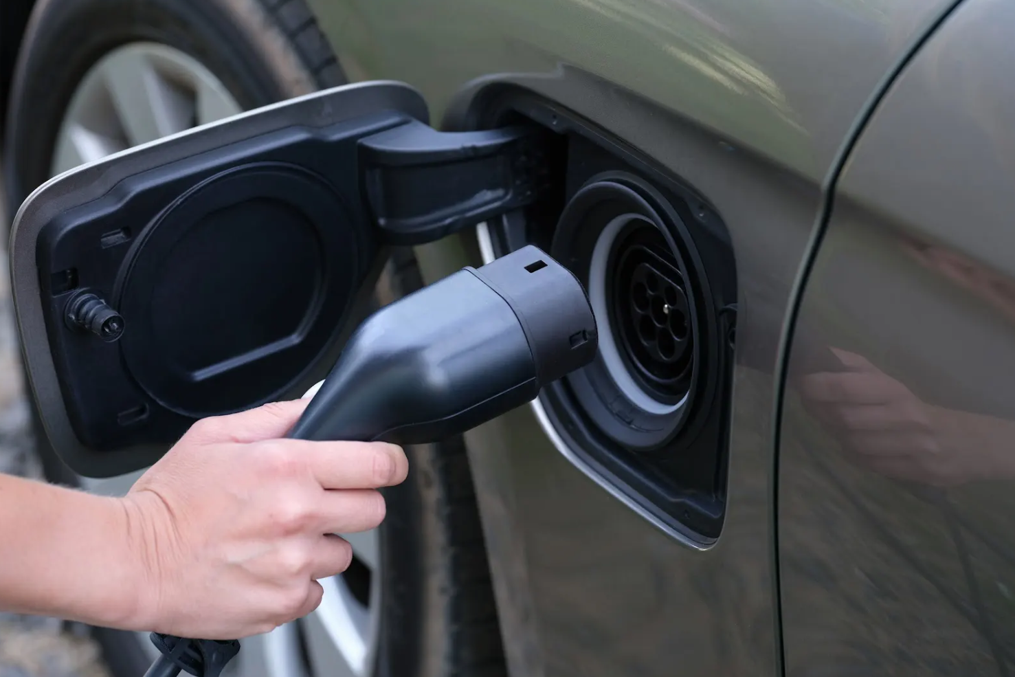 What Evansville Homeowners Should Know Before Installing an EV Charger