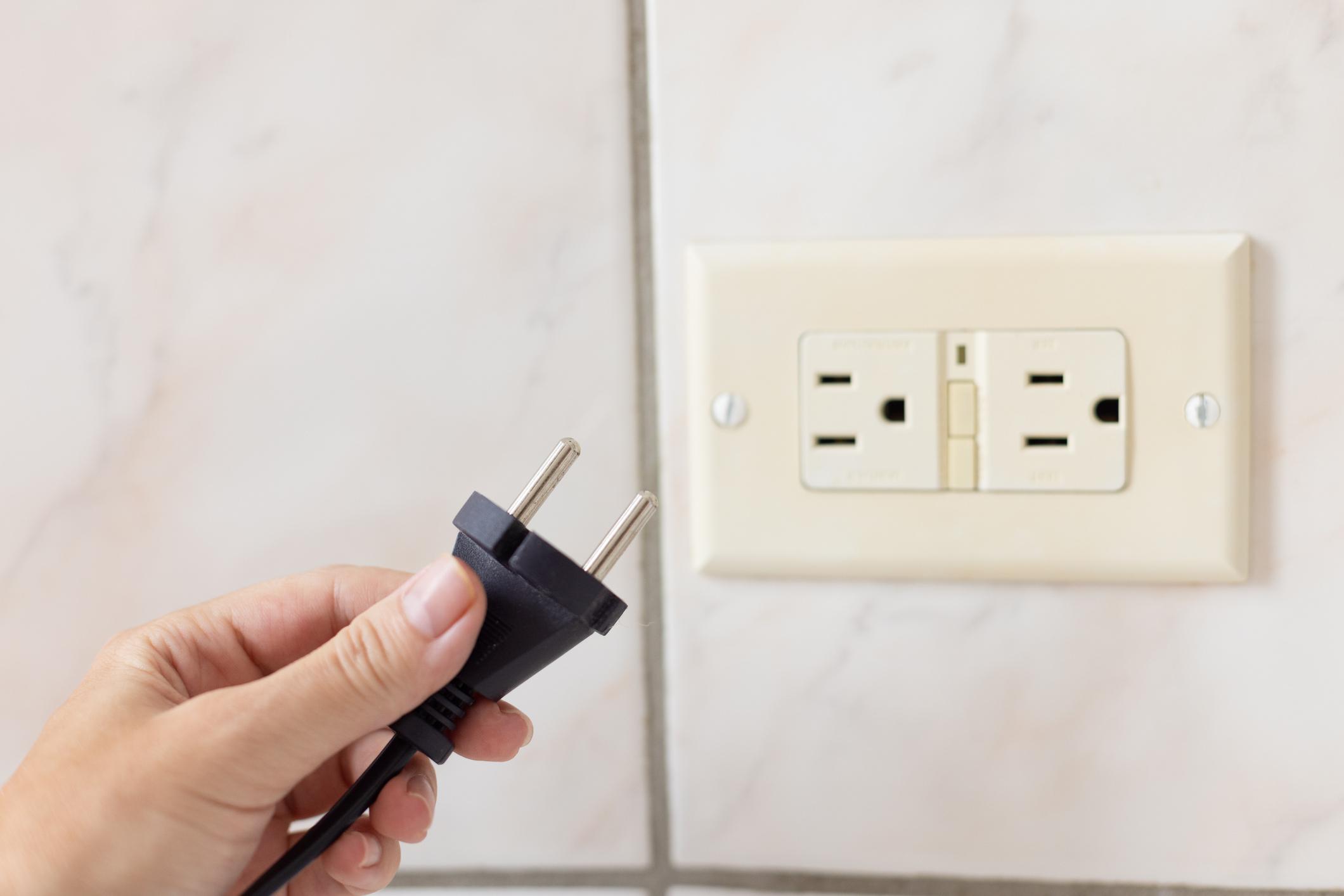 Three Prongs Good, Two Prongs Bad: What Homeowners Need to Know About Ungrounded Outlets